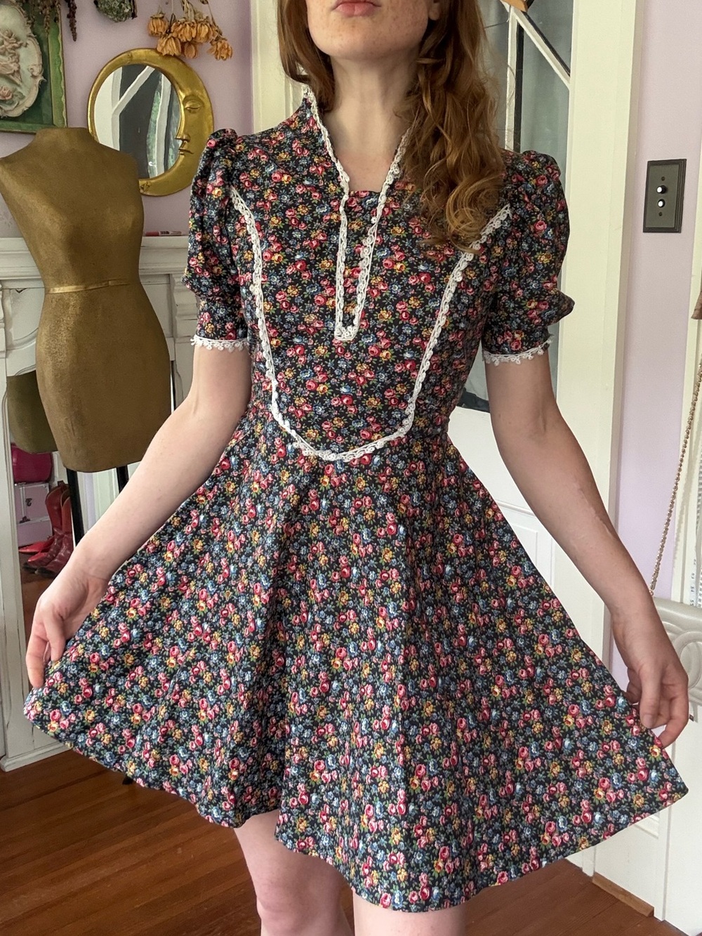 Vintage 70s Floral Dress